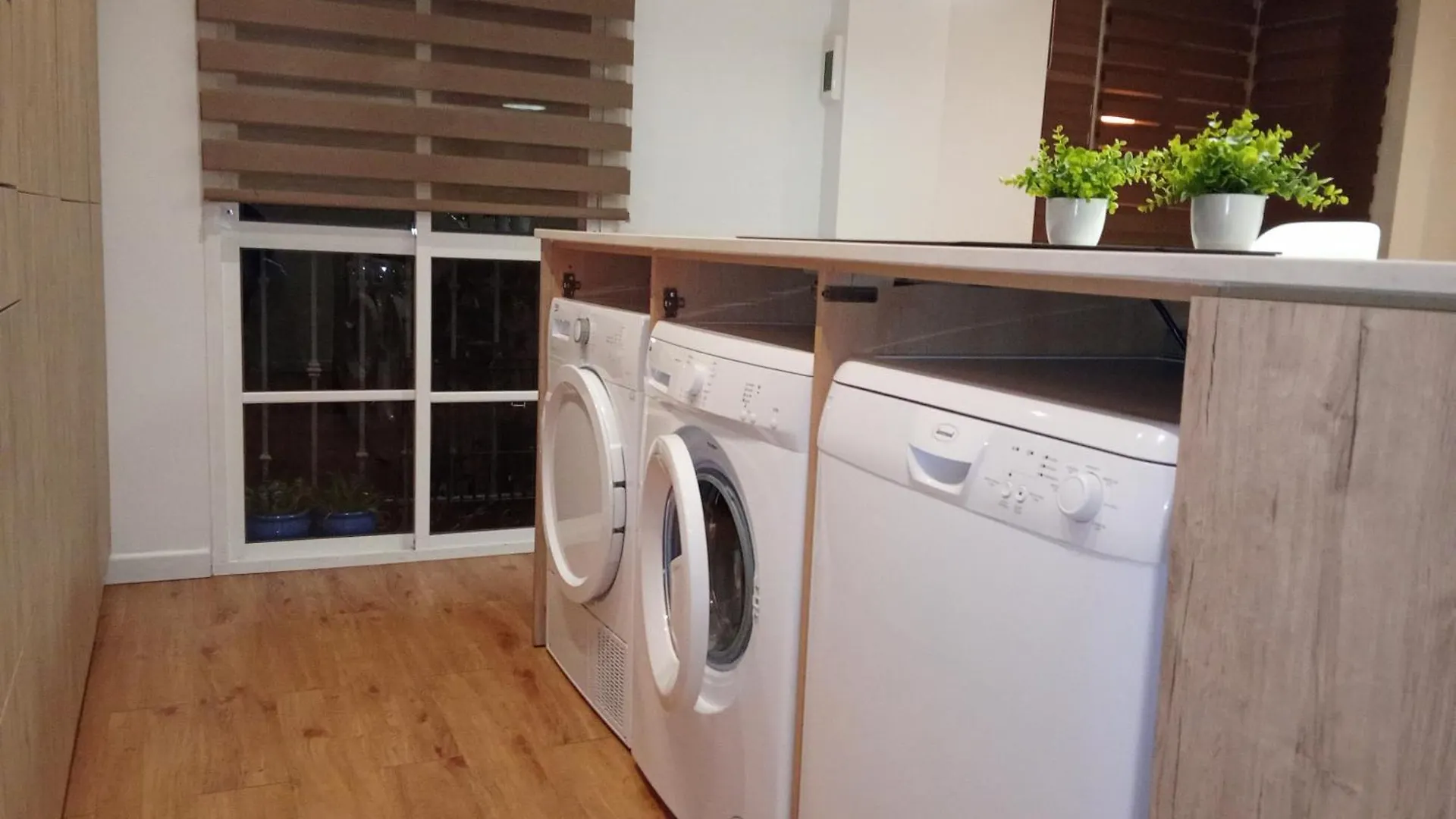 Loft Malaga 3 Dormitorios, Salon, Wifi 0*,  Spain